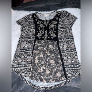 4/$10 Bundle Sale: NWOT Style & Co Short Sleeve Top